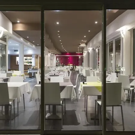 Ξενοδοχείο Cote Thalasso & Marin 4*