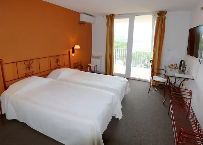 Cote Thalasso & Marin מלון 4*