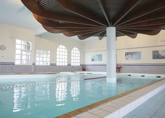 Cote Thalasso & Marin 4* בניולס-סור-מר